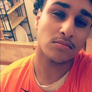 Meet your Posher, Maleek